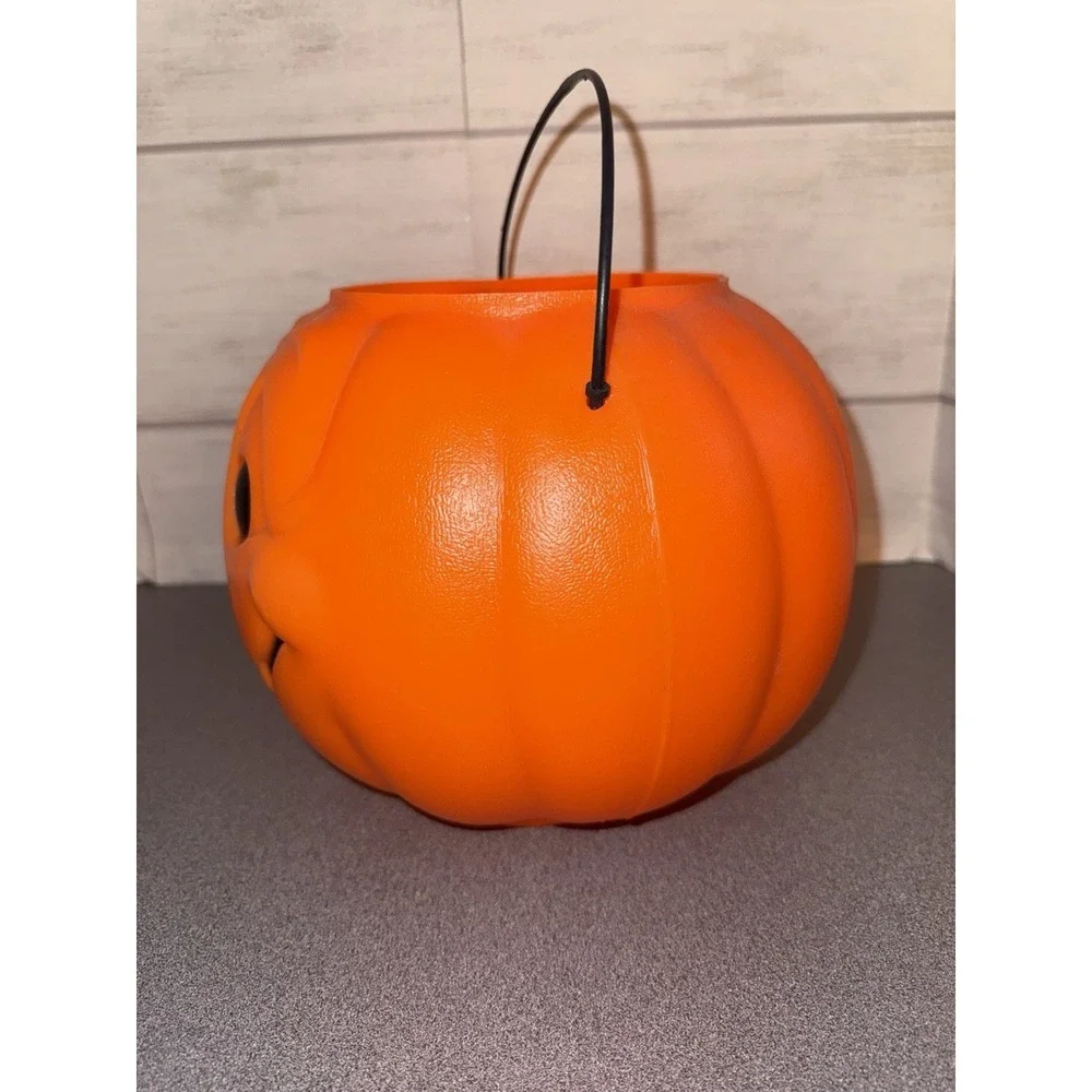 VTG Halloween Jack-O-Lantern Blow Mold Candy Pail Bucket General Foam Plastics‎